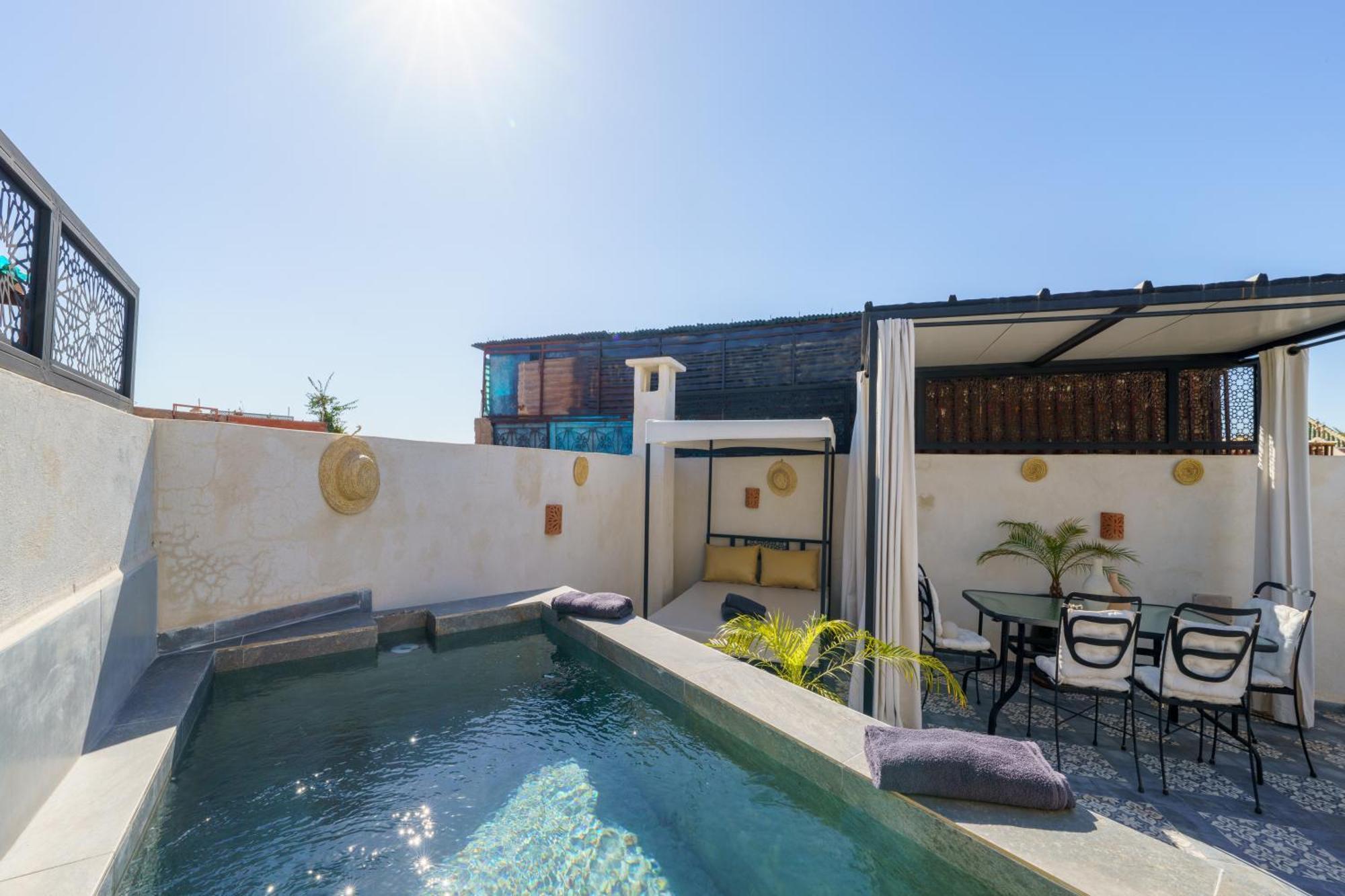 Riad 4 Chambres - Piscine & Petit Dejeuner Gratuit - Wifi Fibre Optique Марракеш Экстерьер фото